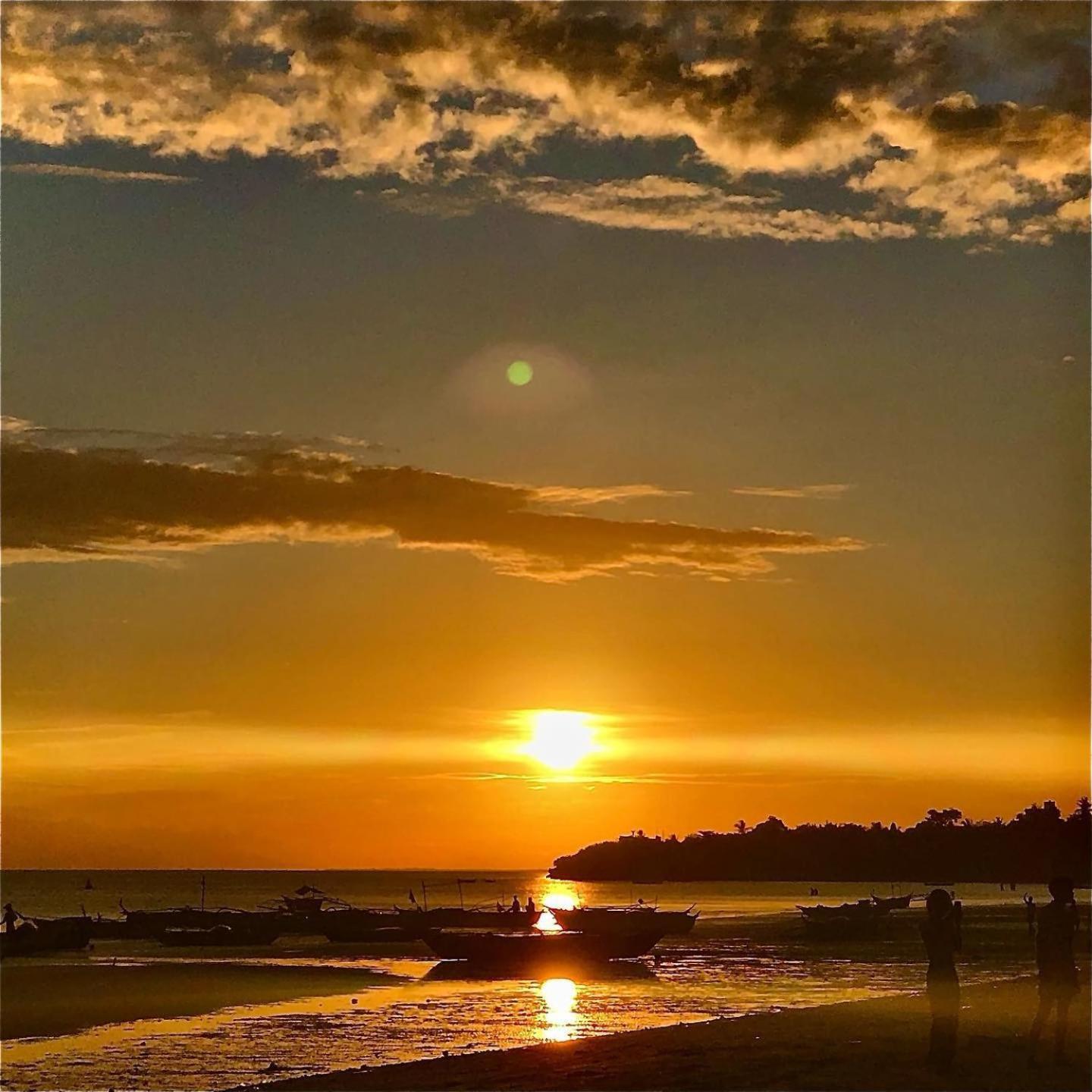 Dohibern Beach Resort เกาะบันตายัน ภายนอก รูปภาพ