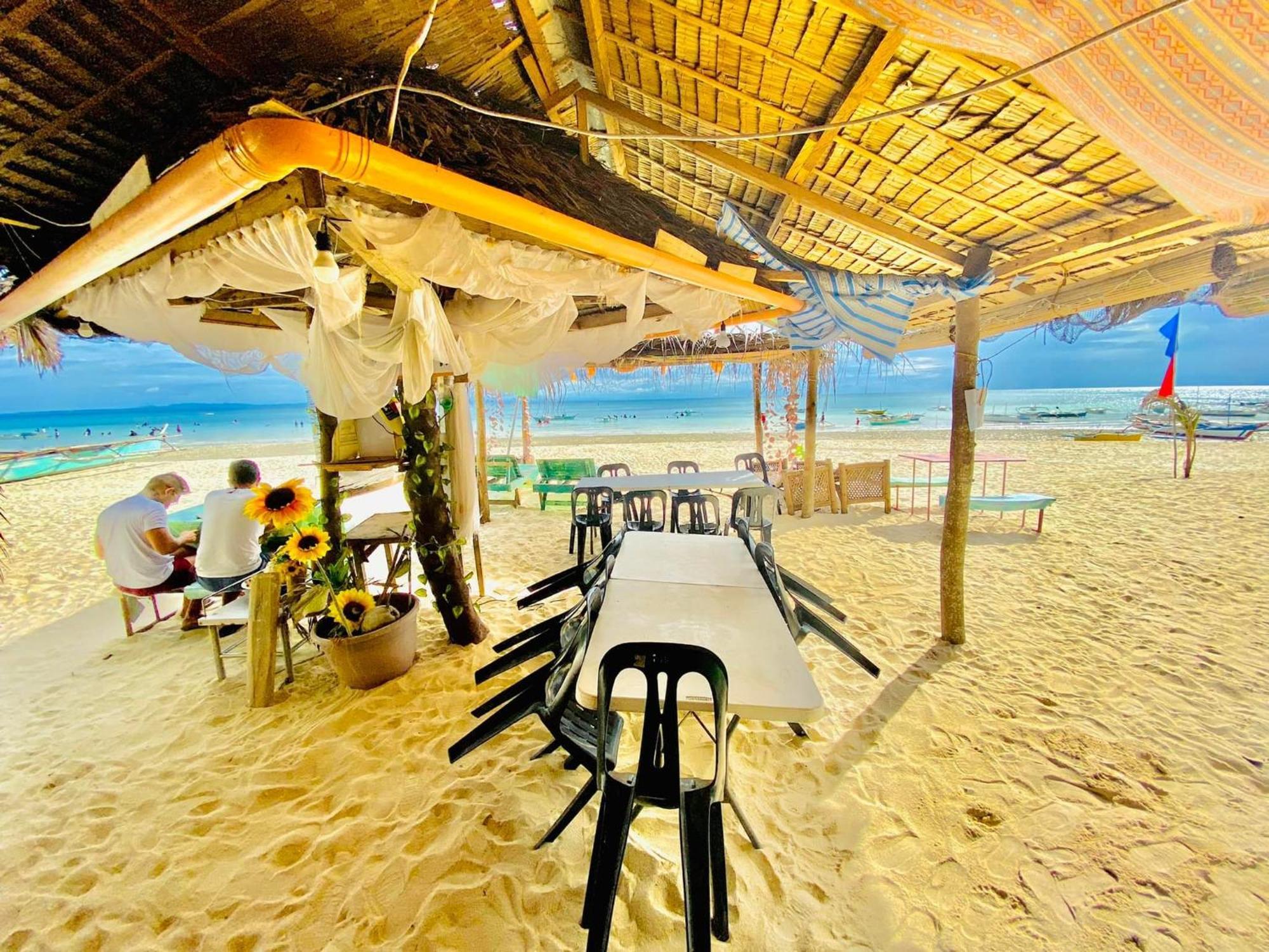 Dohibern Beach Resort เกาะบันตายัน ภายนอก รูปภาพ